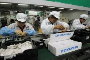 Foxconn печалба приходи