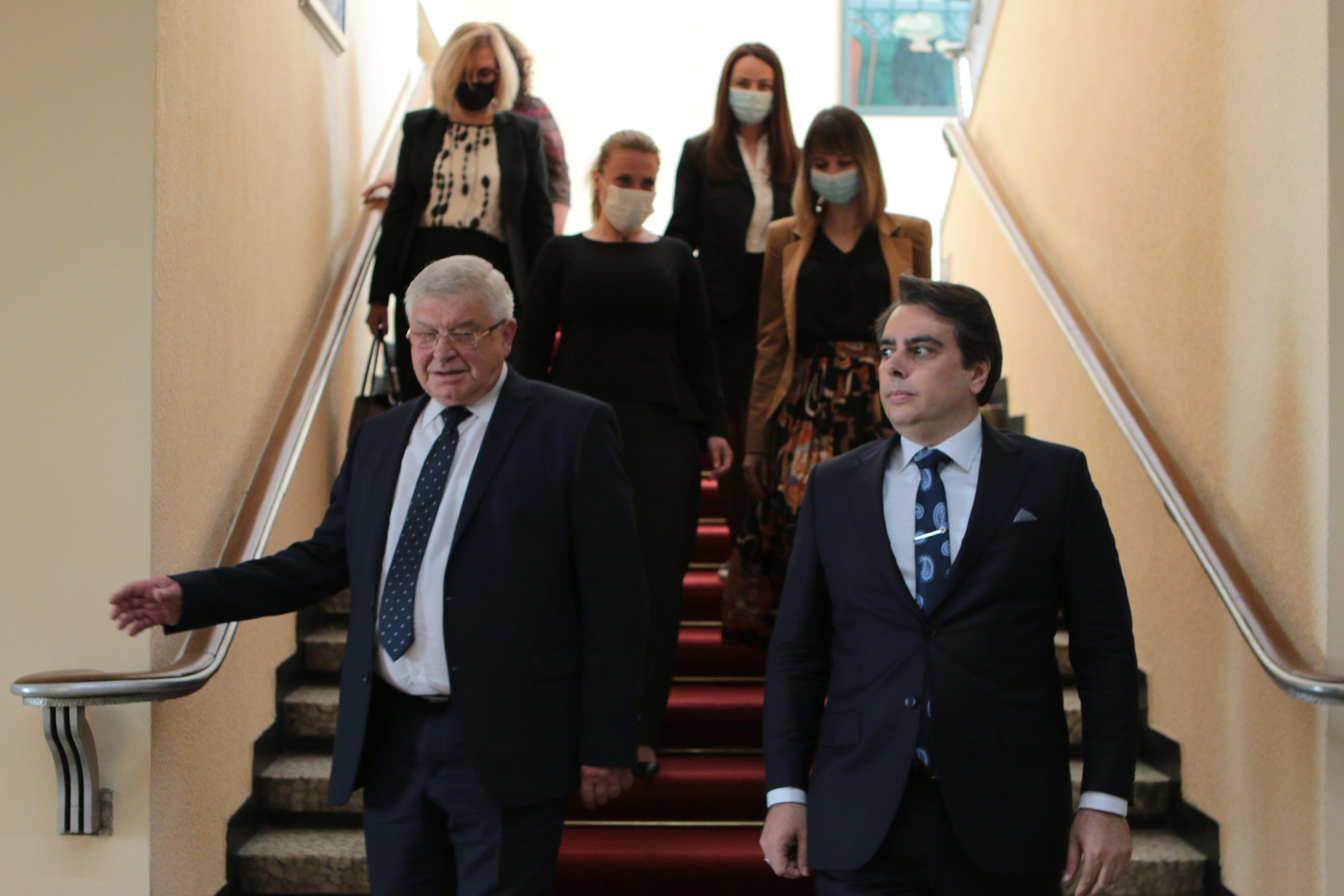 Министерство на финансите Кирил Ананиев Асен Василев
