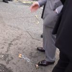 Чарлз Трети нападение яйца