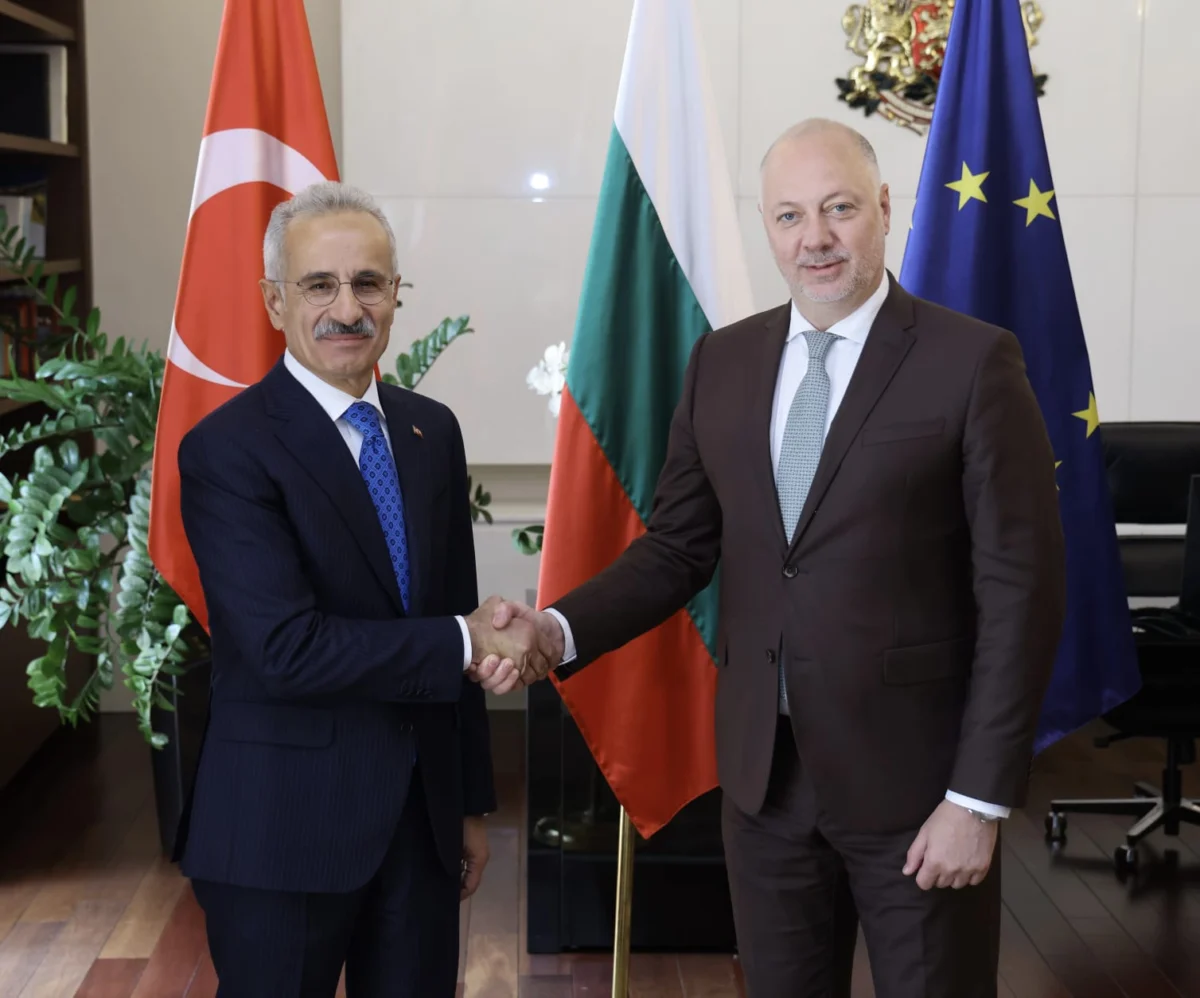 турския министър на транспорта