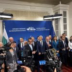 "Възраждане" продължава битката за годишните технически прегледи