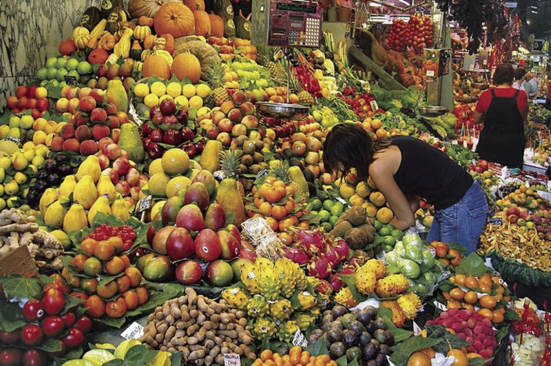 Цените на всички суровини и храни лъкатушат нагоре-надолу