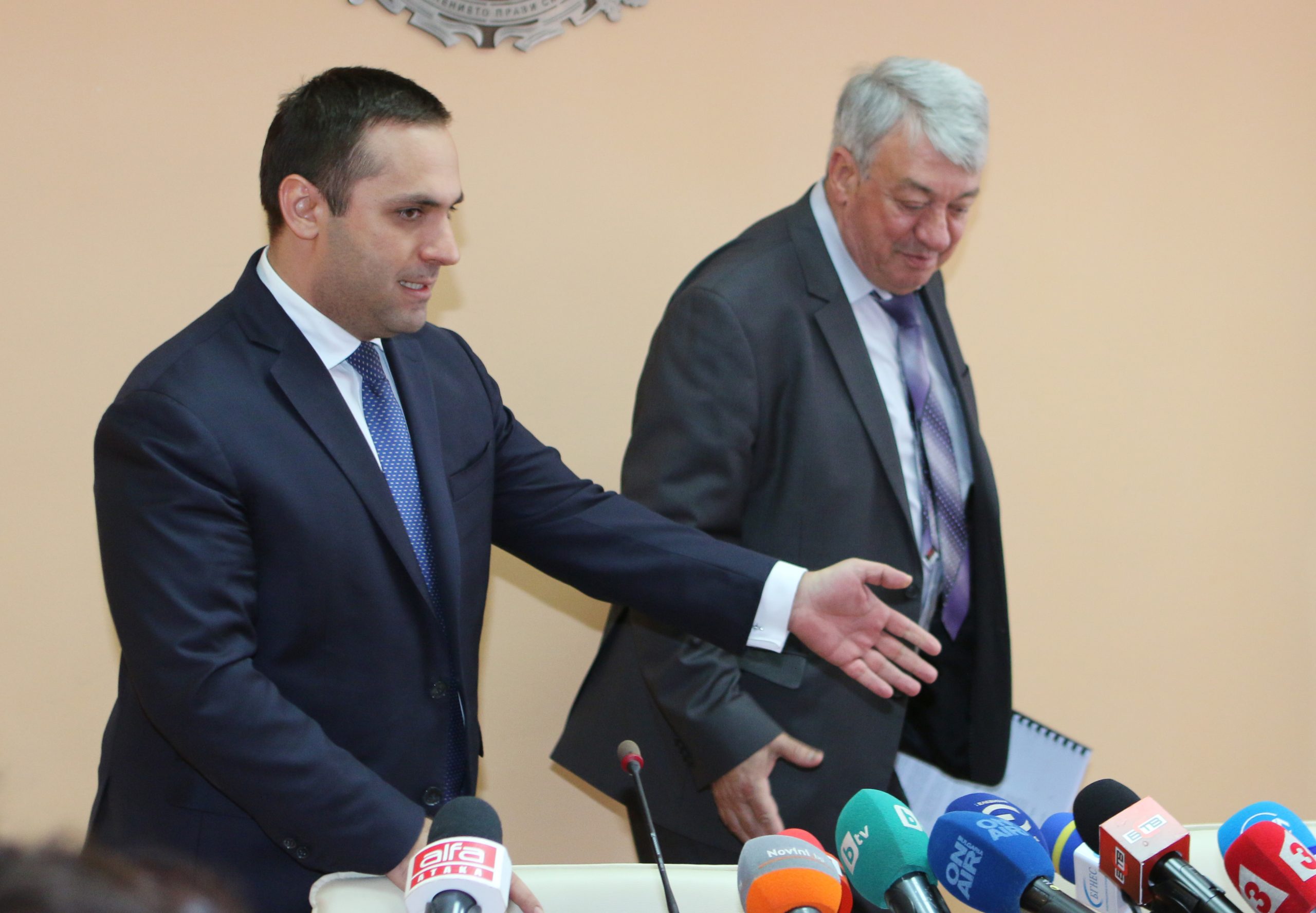 Министерство на икономиката Емил Караниколов