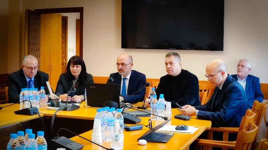 НЗОК и БЛС се споразумяха за увеличение на цените на клиничните пътеки