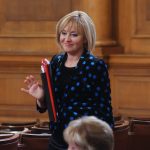 Парламент Мая Манолова