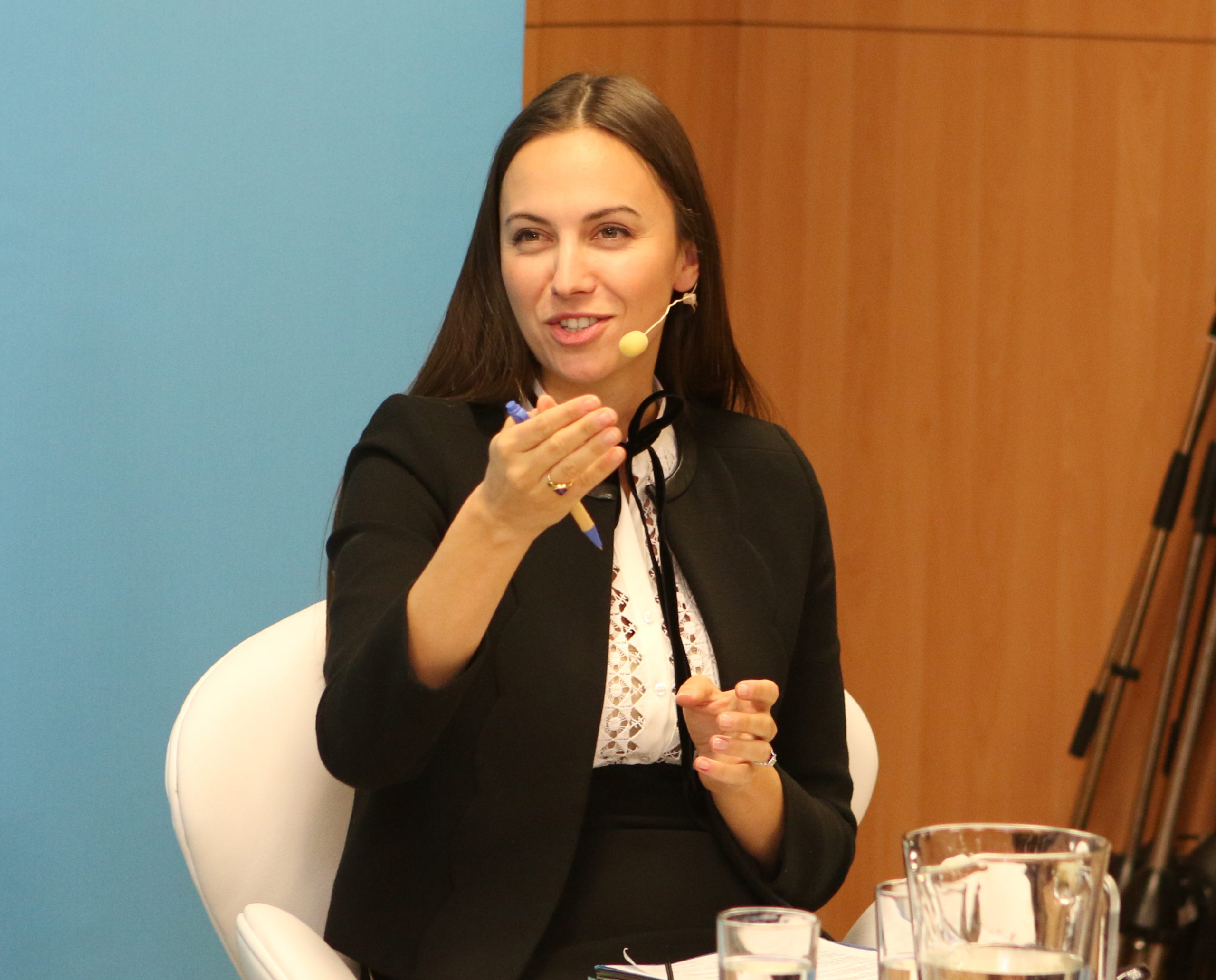 България по пътя към еврото Ева Майдел