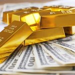 Златото остава в близост до поредния си исторически рекорд от 3790.82 долара за тройунция