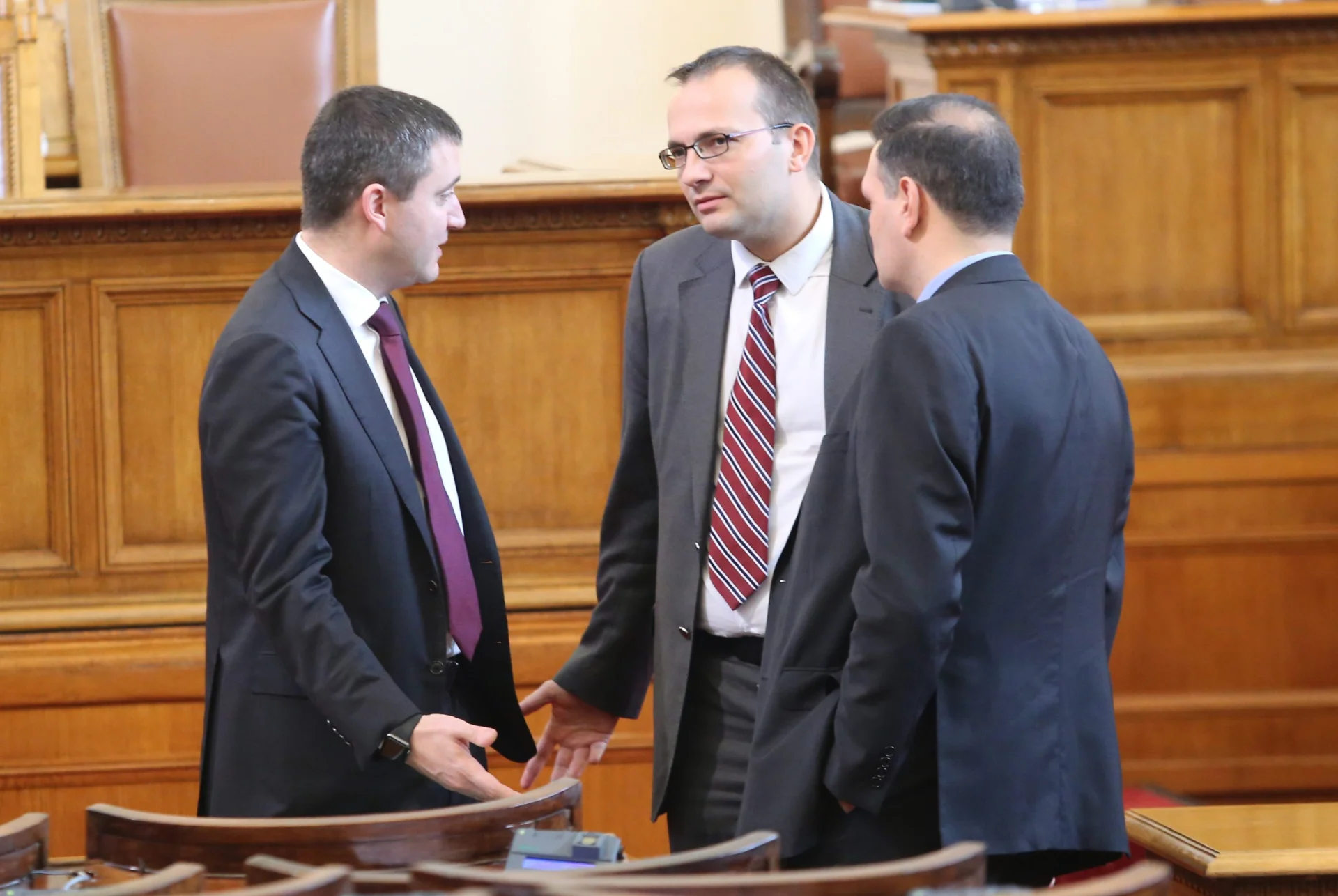 Парламент Владислав Горанов