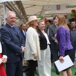министърът на туризма Николина Ангелкова и  директорът на ОП "Туризъм" към столична община Иво Маринов откриха първото изложение "Празници