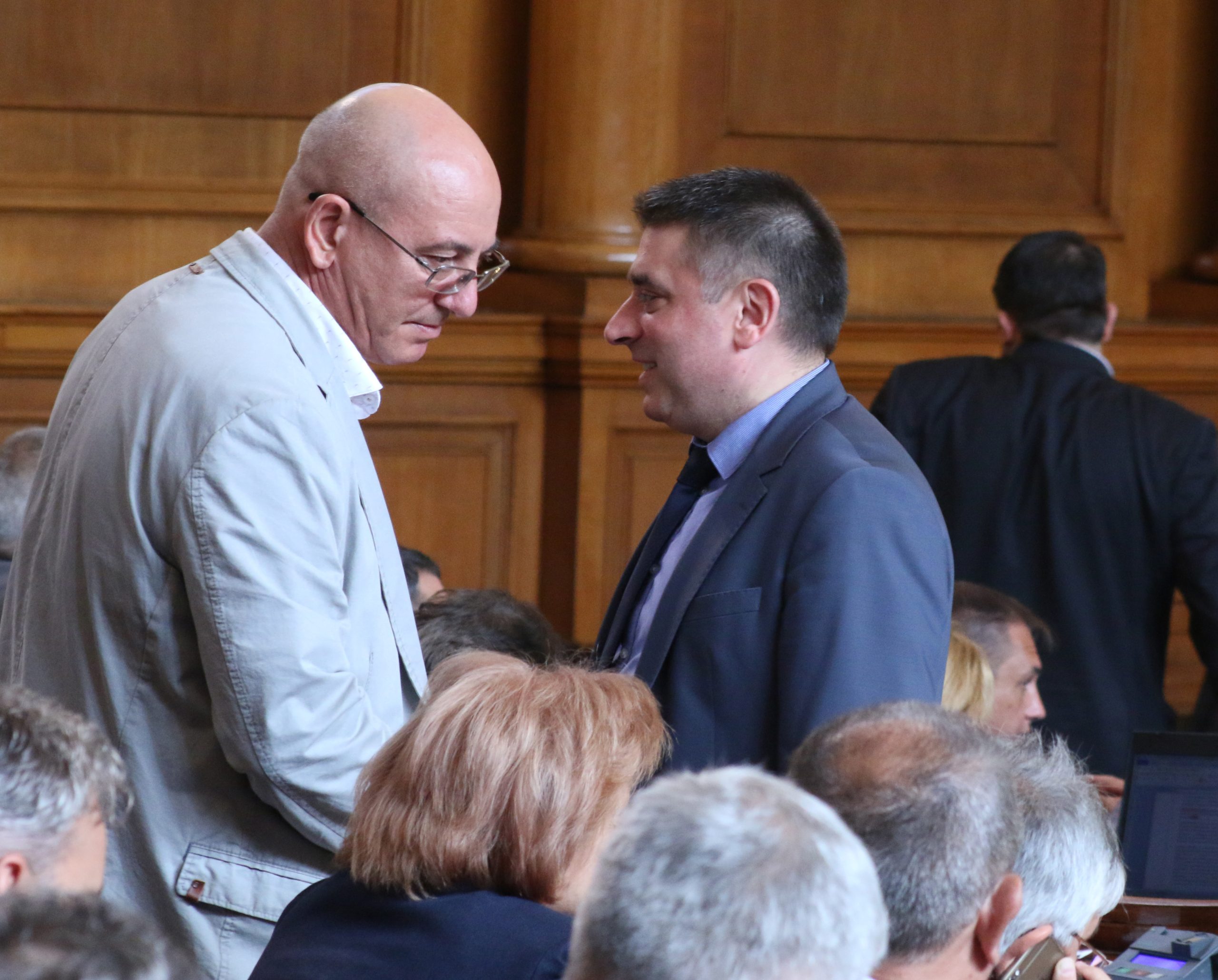 Парламент избор на нов председател на КФН Емил Димитров Данаил Кирилов