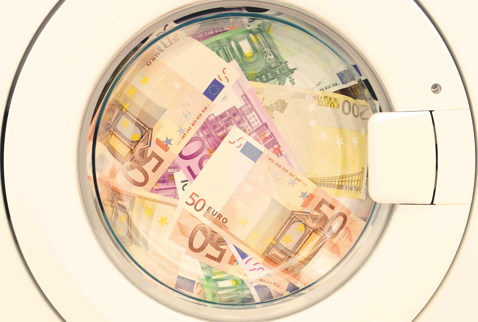 пране на пари