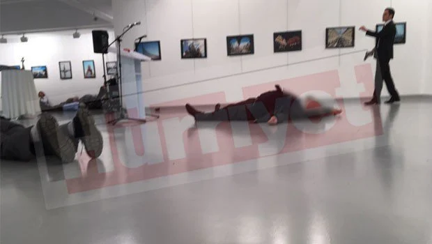 Андрей Карлов