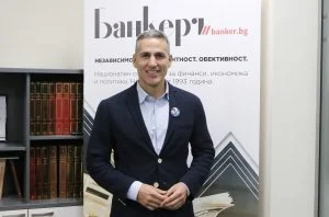 Андрей Гюров