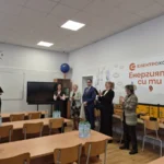 Електрохолд оборудва пети учебен кабинет по електротехника в Западна България