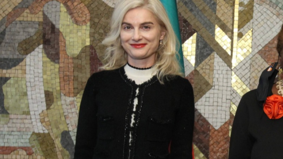 Зарица Динкова