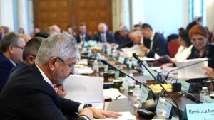 Здравната комисия в парламента ще разгледа ветото на Радев върху текстове от Закона за здравното осигуряване