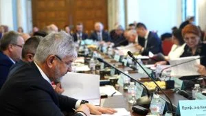 Здравната комисия в парламента ще разгледа ветото на Радев върху текстове от Закона за здравното осигуряване