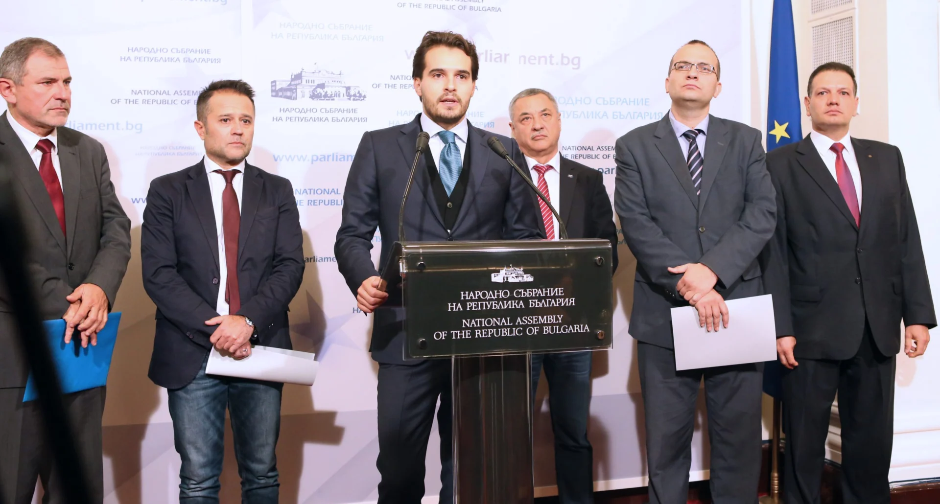 Парламент - искане за създаване на временна комисия за АЕЦ "Белене"
