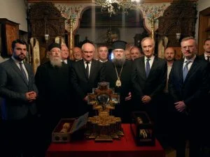 Димитър Главчев се поклони на мощите на св. св. Кирил и Методий в Света гора, делегация