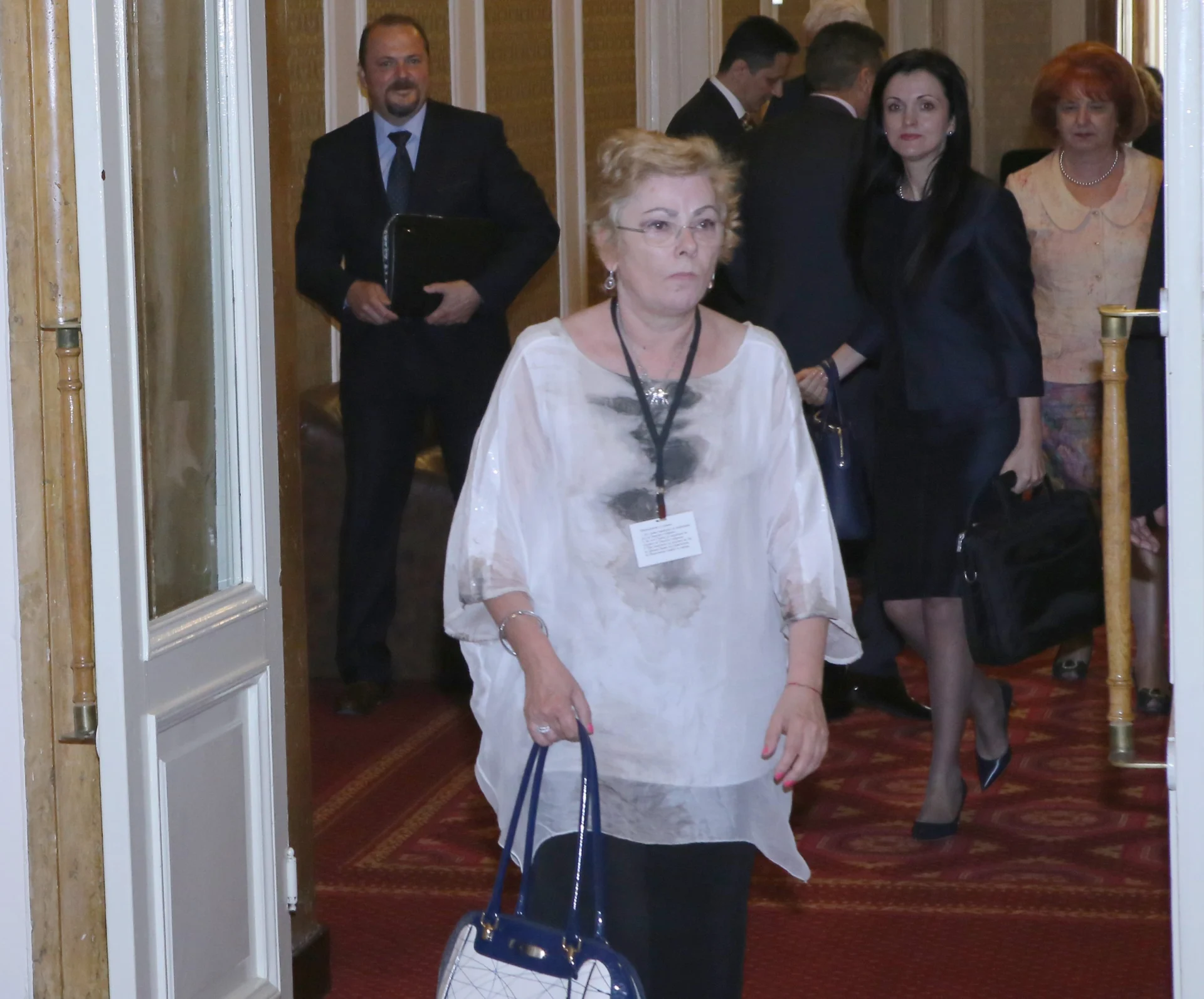 Парламент Юлия Ненкова - председател на КЗК