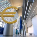 ЕЦБ подкрепя по-прости, а не по-хлабави банкови правила, твърдят източници