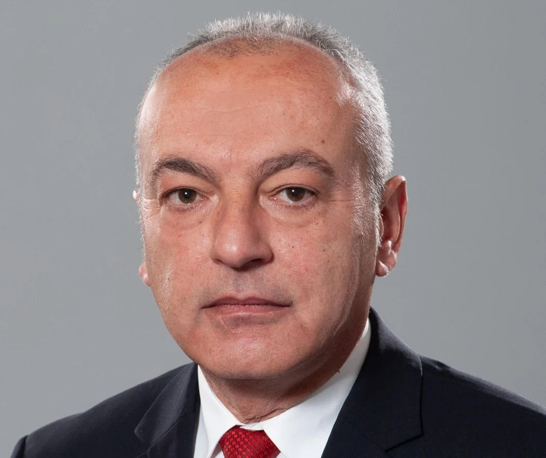 Гълъб Донев