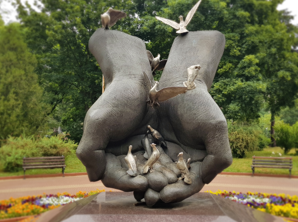 Свищов - паметникът на дарителите