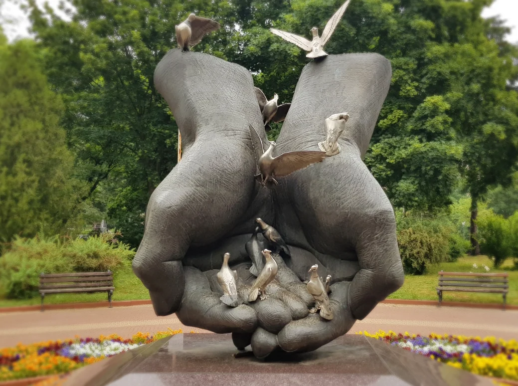 Свищов - паметникът на дарителите