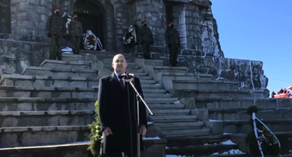 Румен Радев