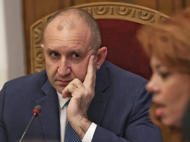 Румен Радев
