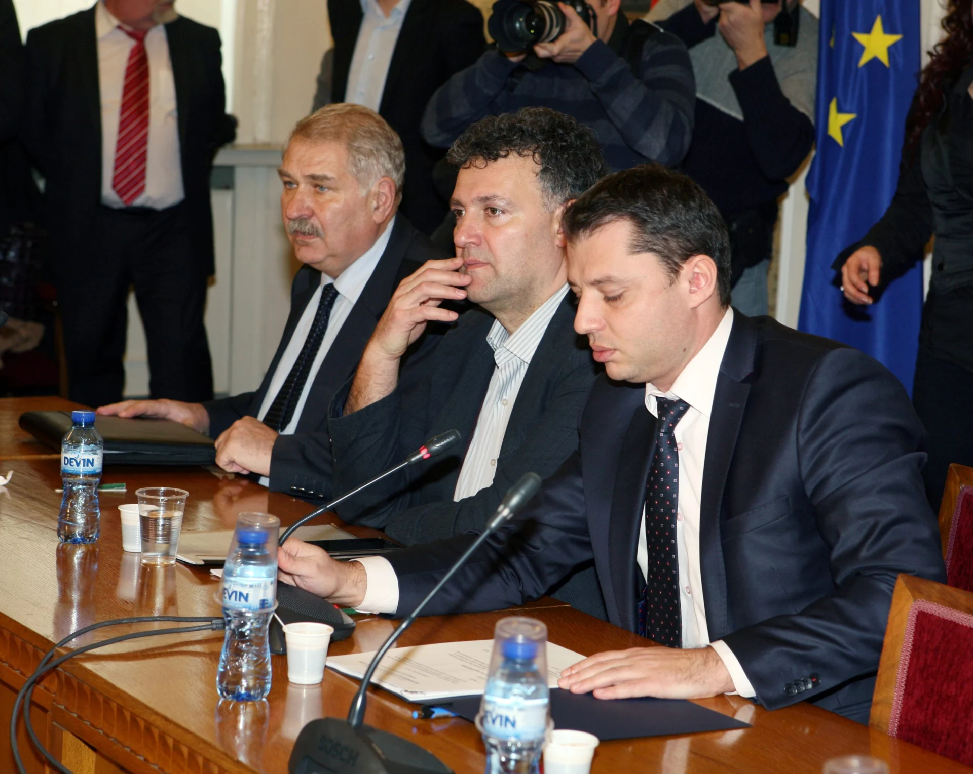 Парламент Комисия по енергетика