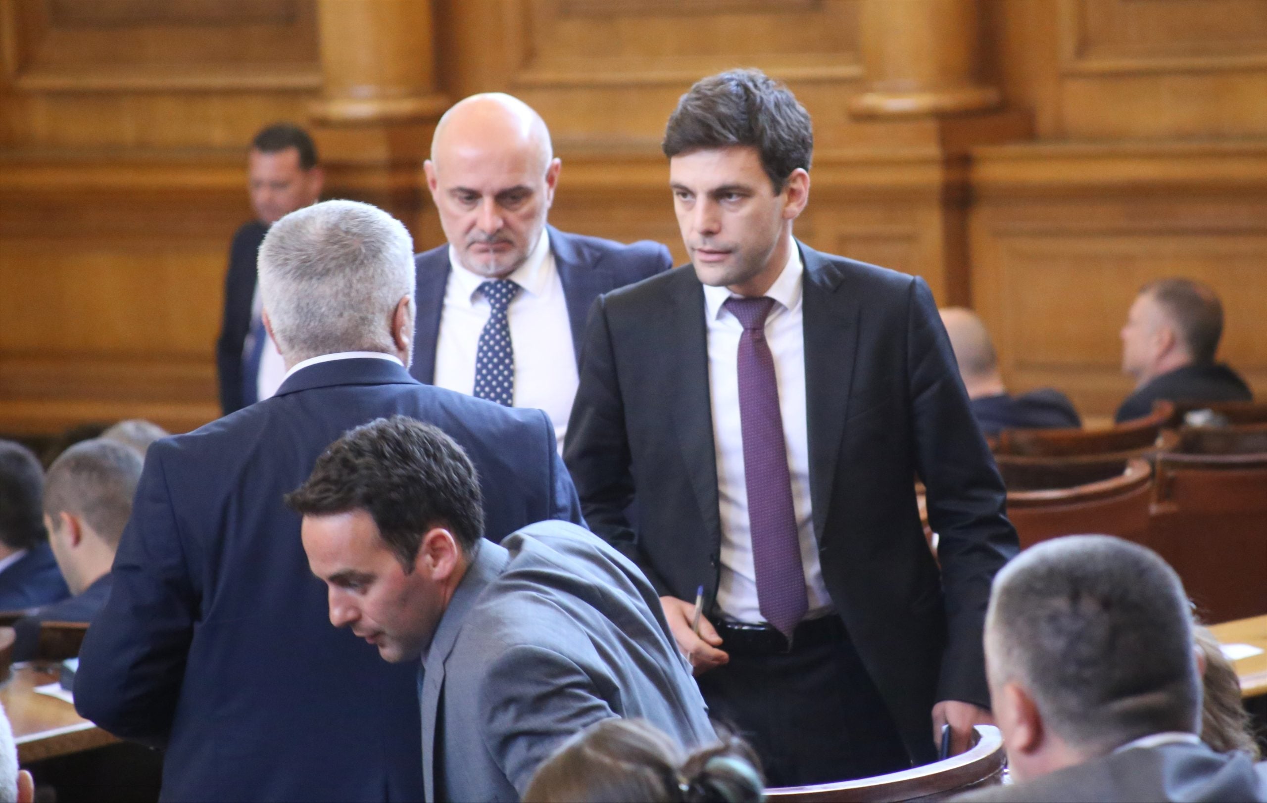 Парламент Никола Минчев
