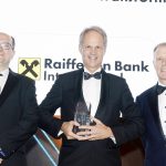 Клайв Хорууд (редактор на Euromoney)
