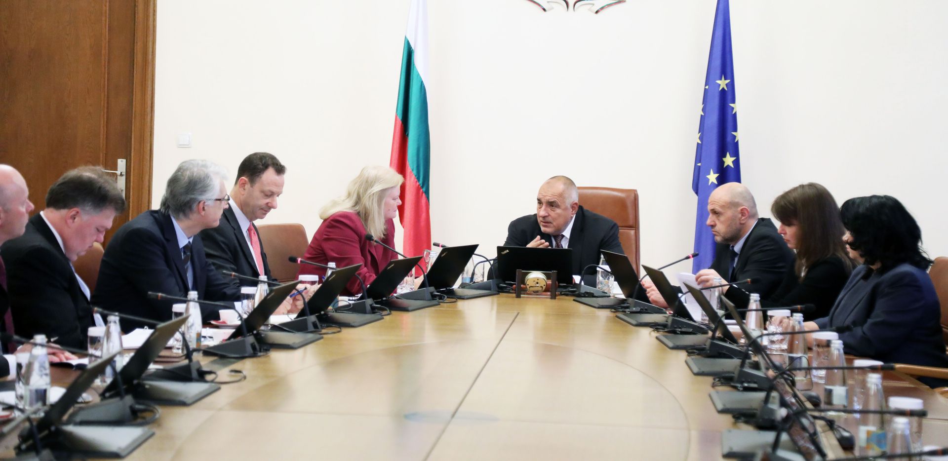 Американски експерти пристигнаха в България заради енергийните централи