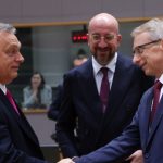 Отляво надясно - министър-председателят на Унгария Виктор Орбан, председателят на ЕС Шарл Мишел и министър-председателят на България Николай Денков - Брюксел, Съвет на ЕС.