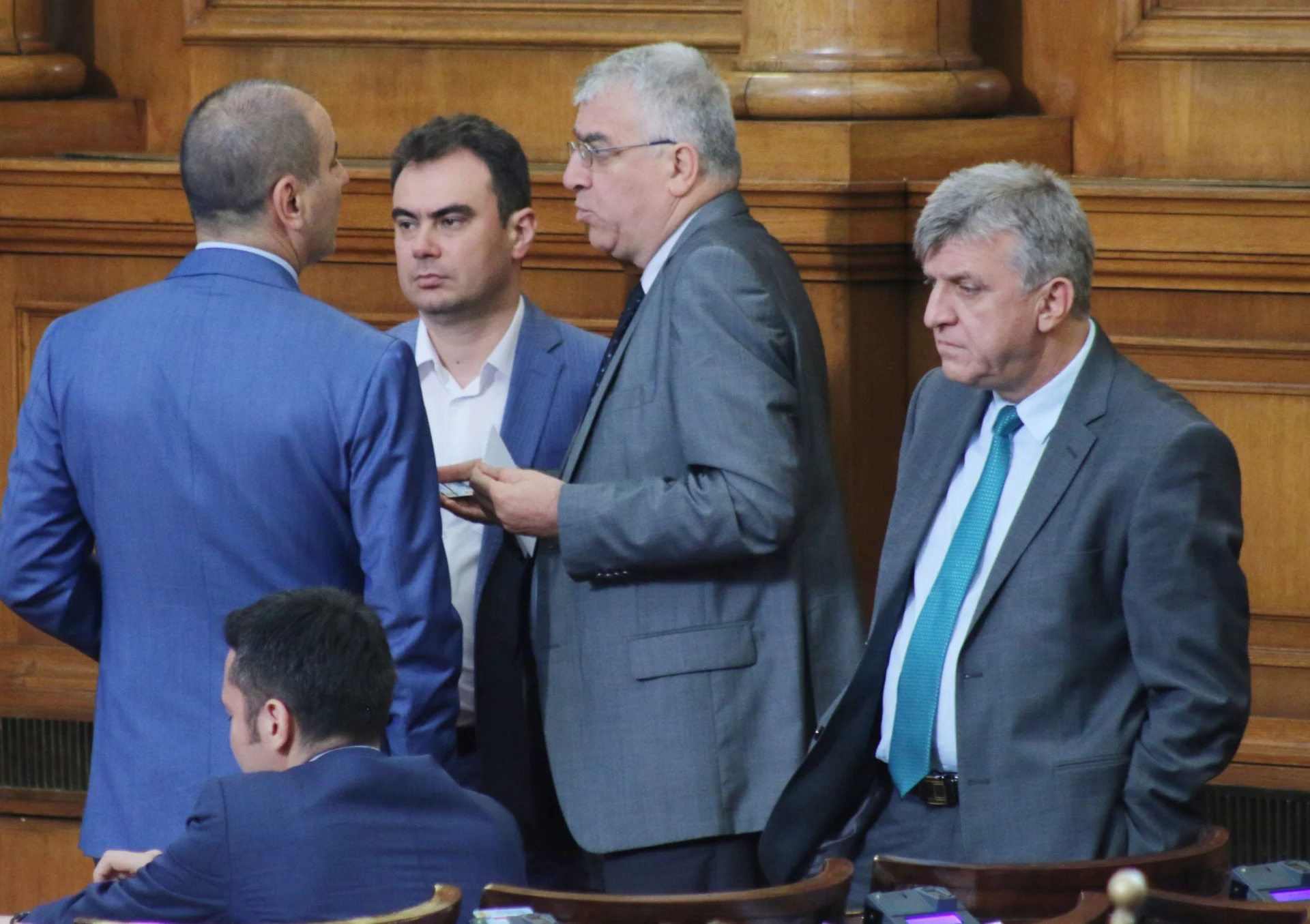 Парламент Цветан Цветанов Жельо Бойчев Румен Гечев