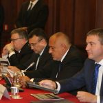 Гранд хотел София контрабанда на цигари Сотир Цацаров Бойко Борисов