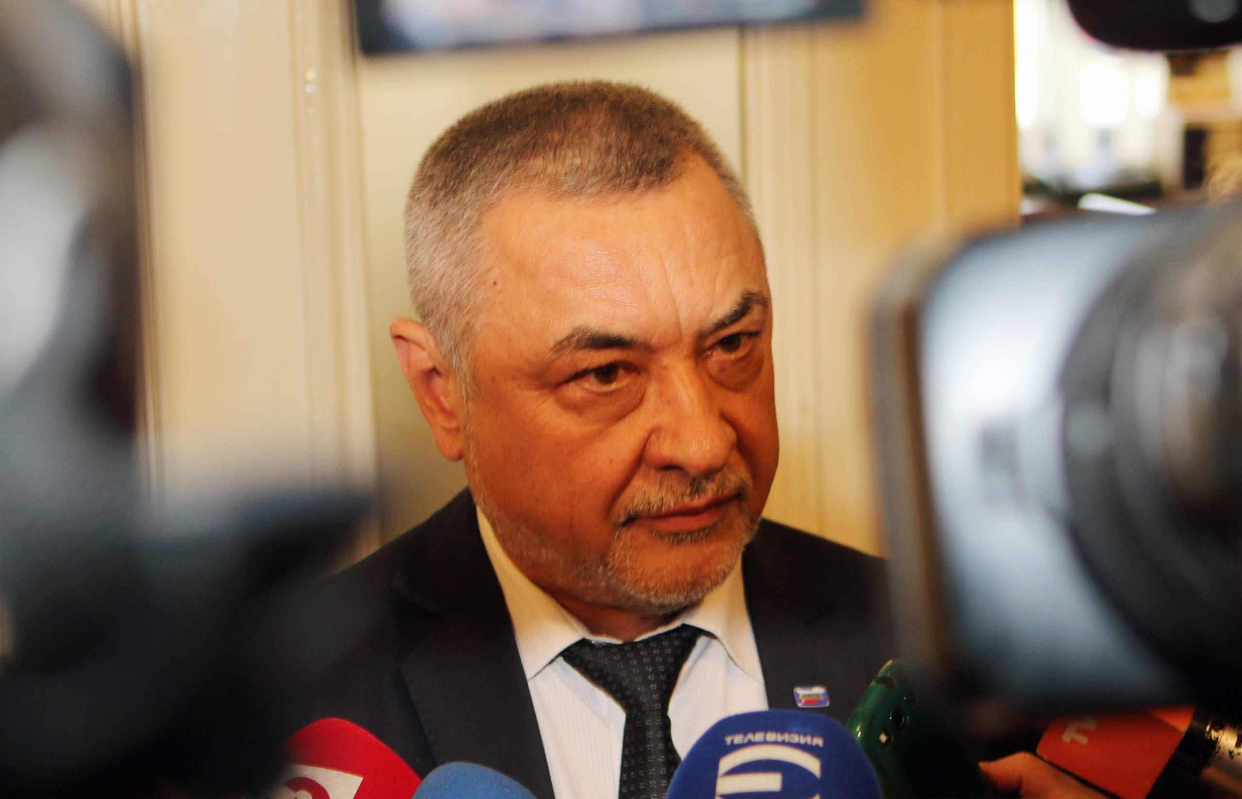Парламент Валери Симеонов