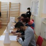 Избори гласоподаватели урни гласуване