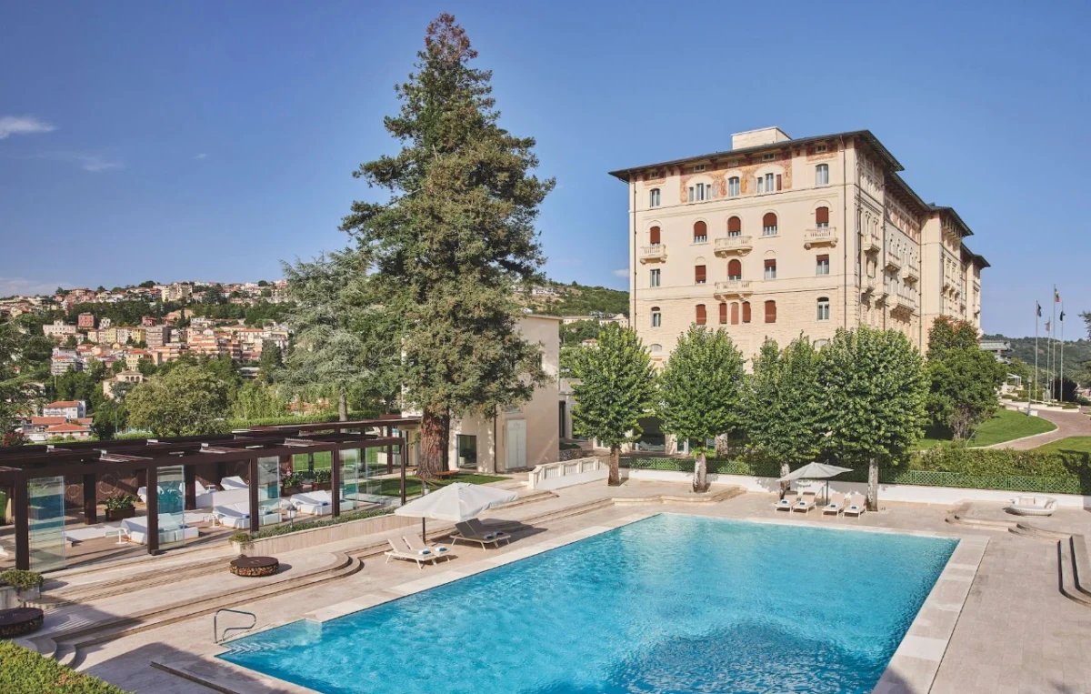 4. kompelskat the ranch saedineni amerikanski sthati i italiya