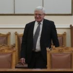 Парламент Кирил Ананиев