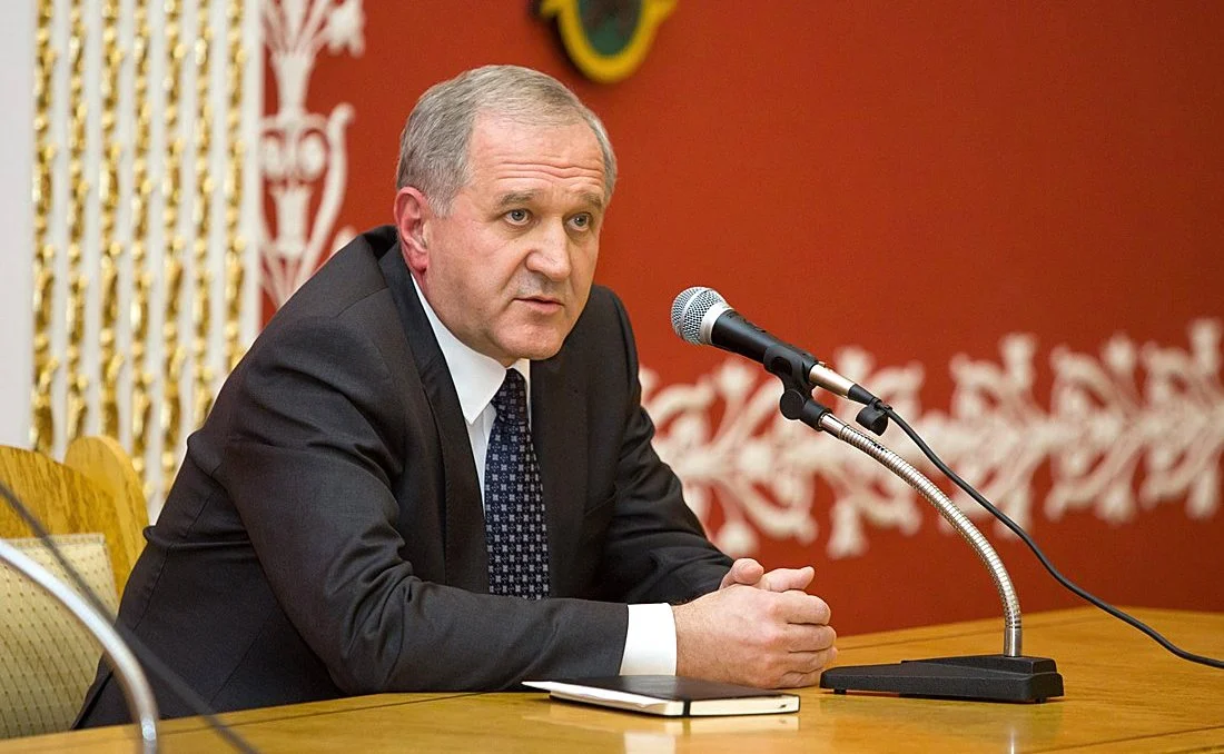 русия