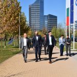 По покана на министър Никола Стоянов представители на „Адидас“ са на посещение в България за проучване на възможностите за инвестиции
