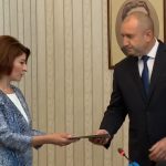 Президентство връчване на мандат на ГЕРБ Десислава Атанасова Румен Радев