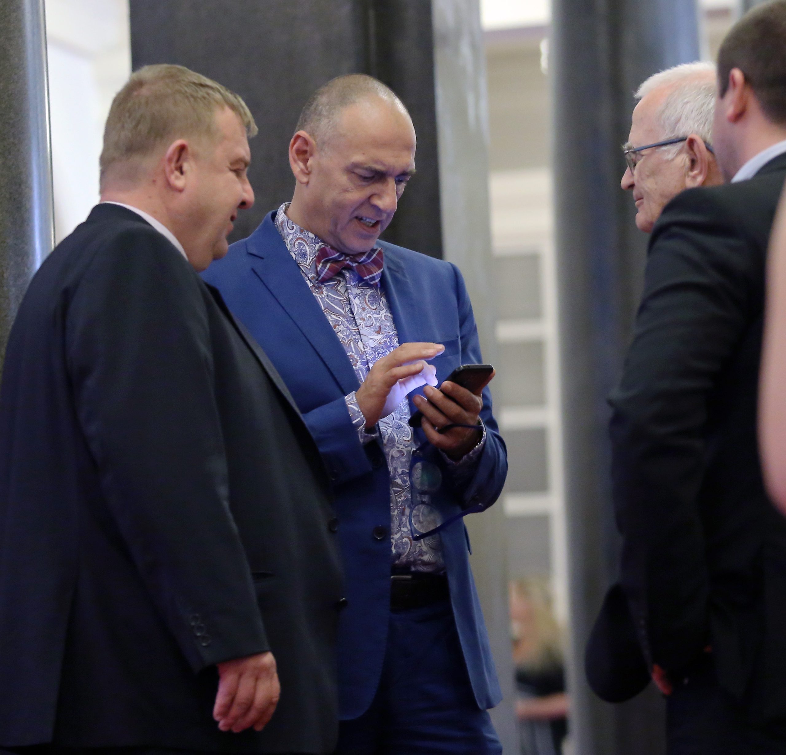 Парламент Красимир Каракачанов
