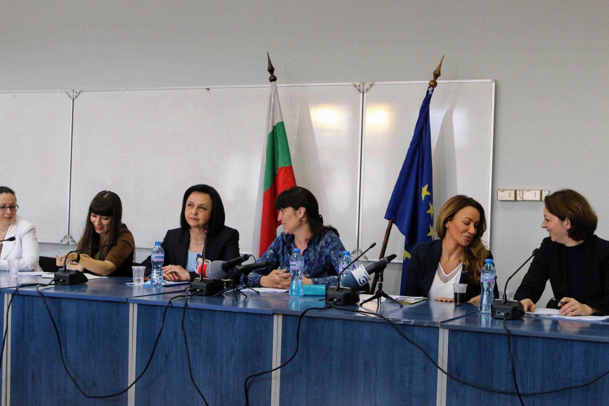 Пресконференция на министерството на финансите в НАП