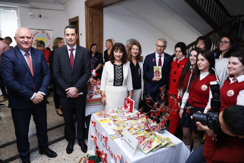 430459075 704976315183270 1416140990776478707 n