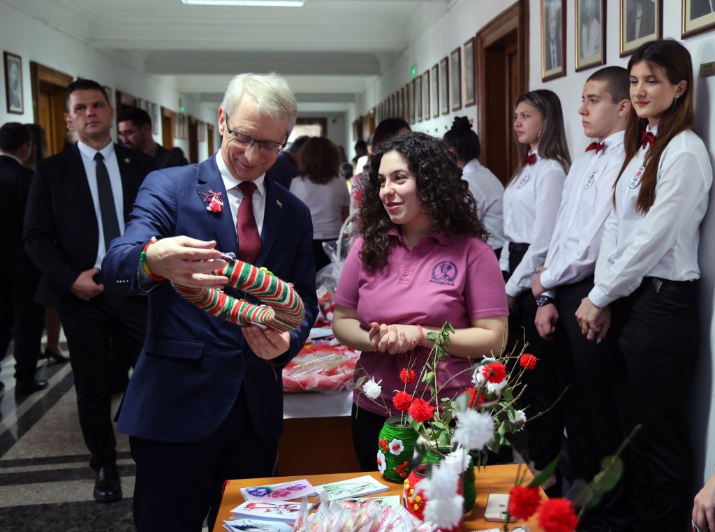 430465575 704976901849878 2995921908932869580 n