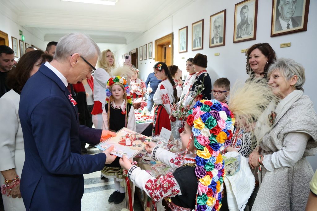 430620521 704976671849901 3851316692501782908 n