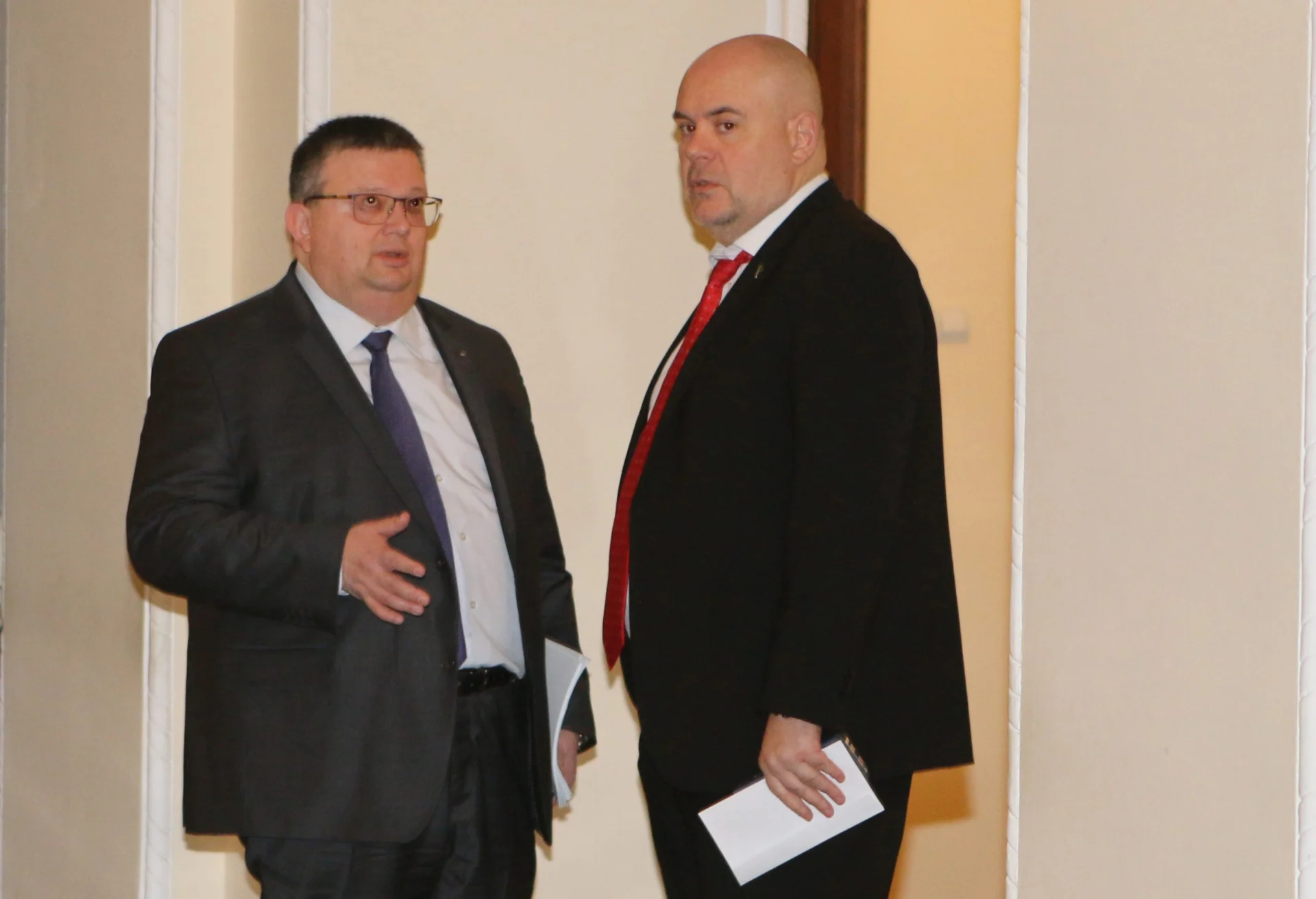 Министерски съвет Сотир Цацаров Иван Гешев